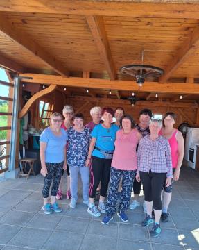 Tudi na Stanu telovadijo, skupinska